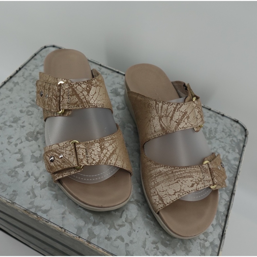 Munro American Gold Metallic Crackle Leather Slide Sandals Womens 8 M